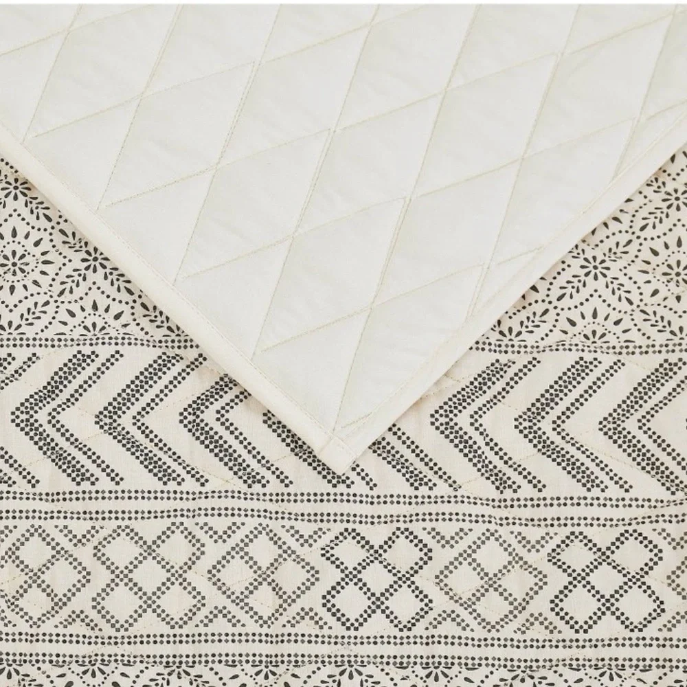 BROOKLYN LOOM NWT 2pc chase quilt set -cream/black -twin XL